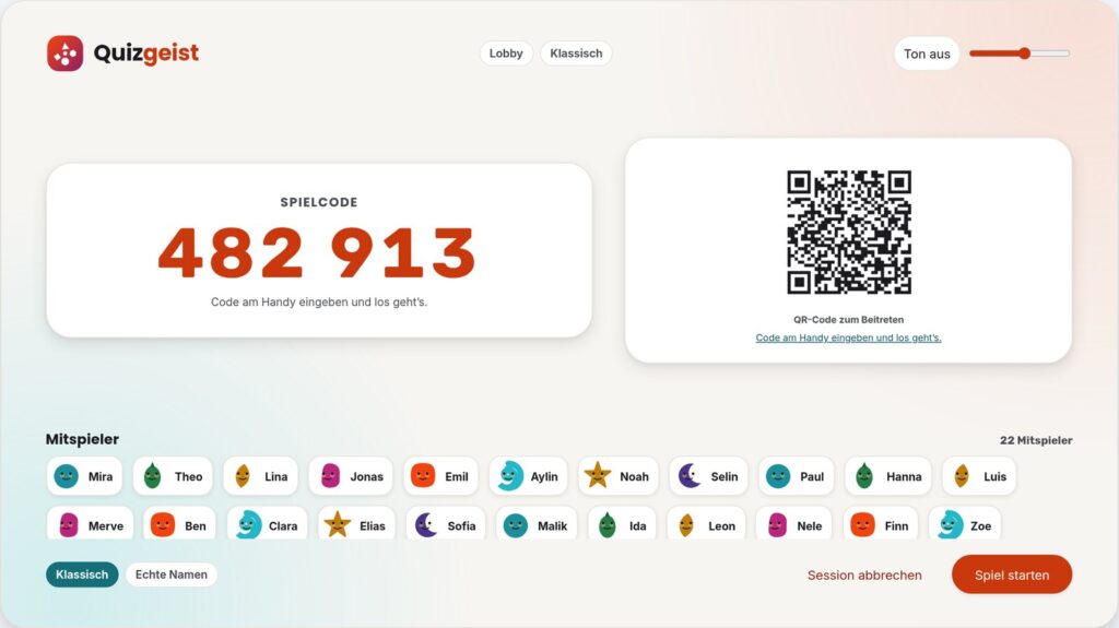 Quizgeist-Moderatoransicht: Lobby mit sechsstelligem Spielcode, QR-Code zum Beitreten und 22 Mitspielenden mit Avataren